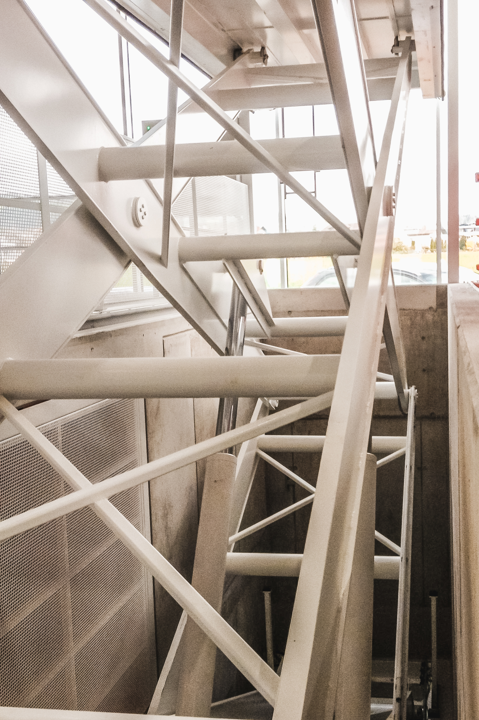 initial_101-2.jpg initial_101-2